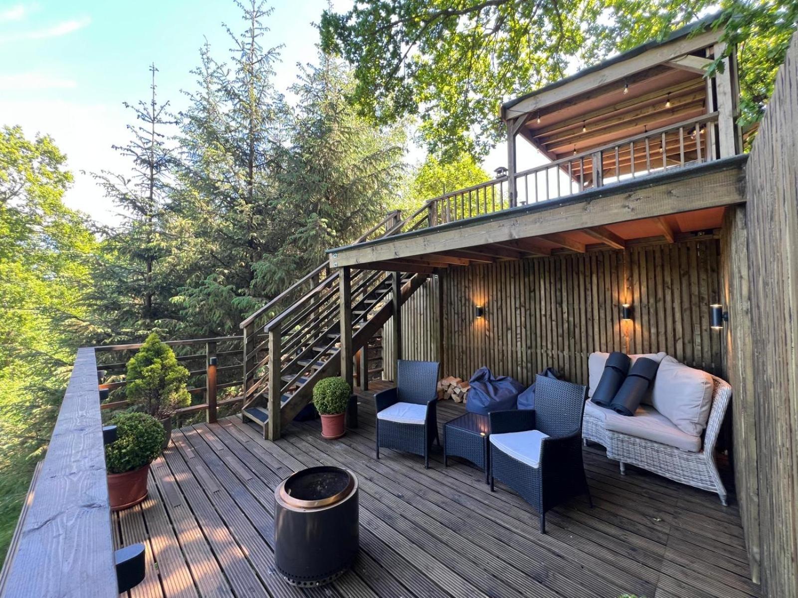 The Pines Treehouse At Treetops Hideouts Richmond  Zewnętrze zdjęcie